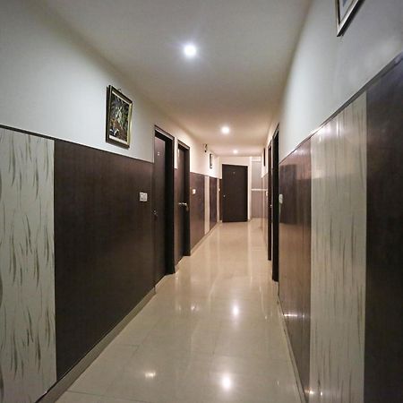 Hotel O Kanha Continental Агра Екстер'єр фото