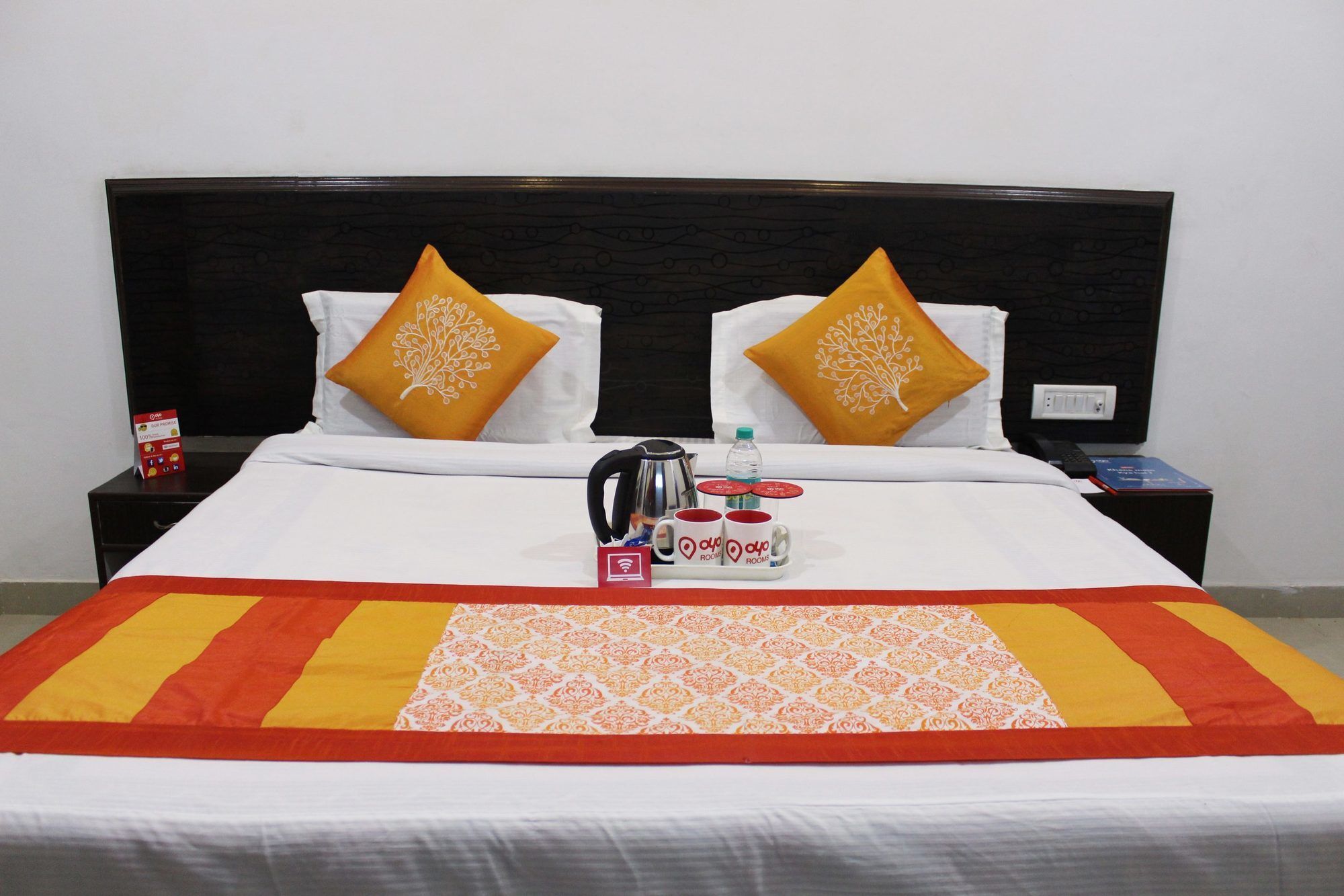 Hotel O Kanha Continental Агра Екстер'єр фото